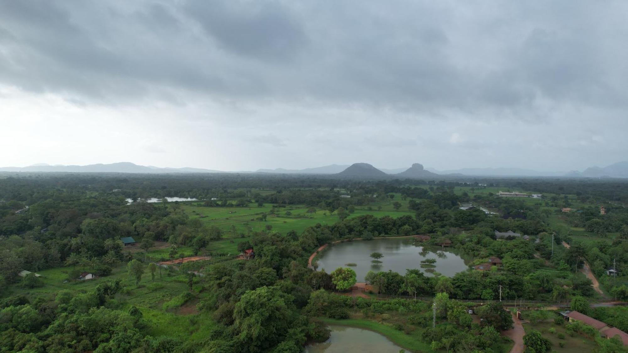 Seerock The King'S Domain Sigiriya Buitenkant foto